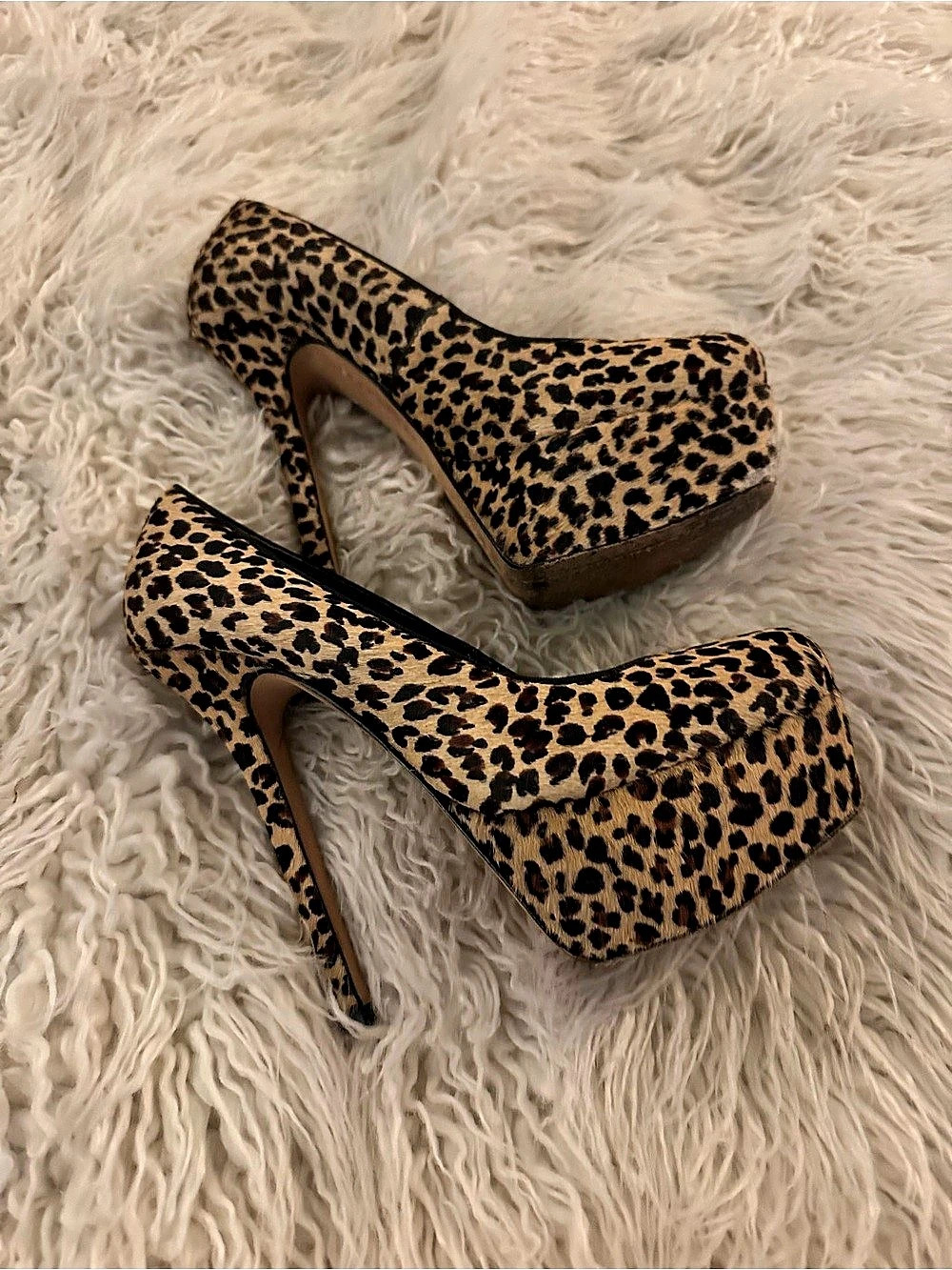 Alice+ Olivia heels Size 37 worn twice